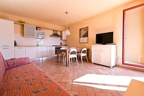 Residence Solalto San Vincenzo Eksteriør billede